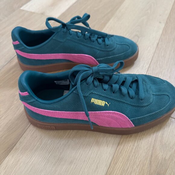 Puma Teal and Pink Suede Sneakers - Picture 1 of 4